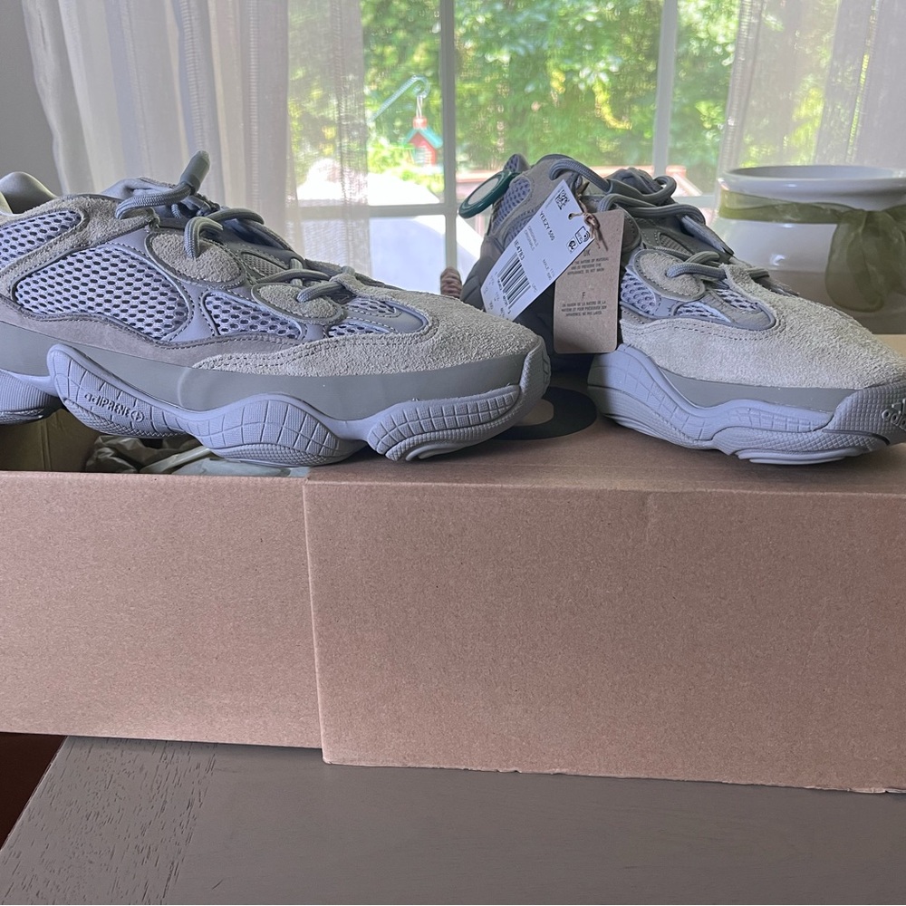 Yeezy Gray Athletic Shoes for Performance
